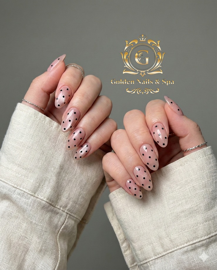 Golden Nails & Spa